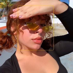 Meet your Posher, Zoë